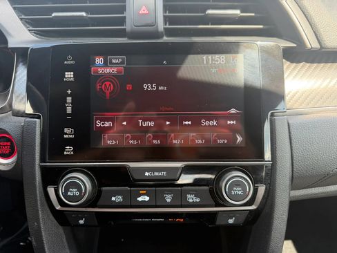 Used 2018 Honda Civic Sport Touring image 17