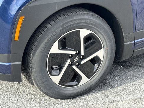 New 2026 Hyundai Ioniq 9 SE image 18