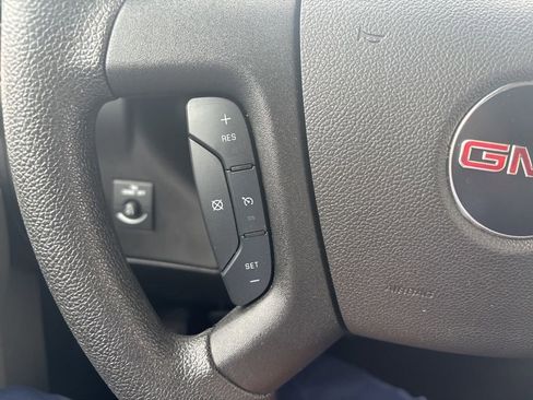 Used 2024 GMC Savana 2500 w/ Driver Convenience Package image 17