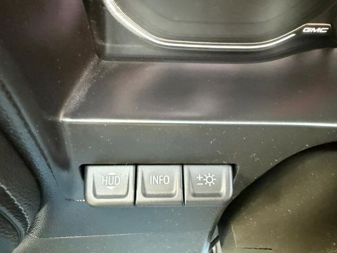 Used 2021 GMC Sierra 2500 Denali w/ Technology Package image 20