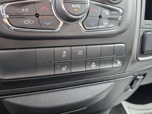 Used 2019 RAM 1500 Express w/ Wheel & Sound Group AWD/4WD image 23