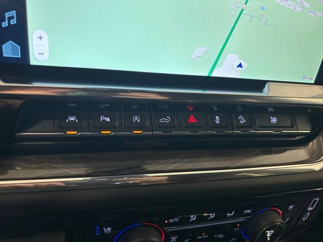 Used 2025 Chevrolet Silverado 1500 LTZ AWD/4WD image 27