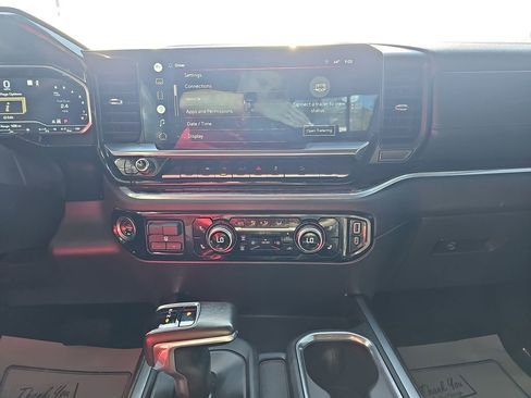 Used 2022 GMC Sierra 1500 Elevation w/ Preferred Package image 25