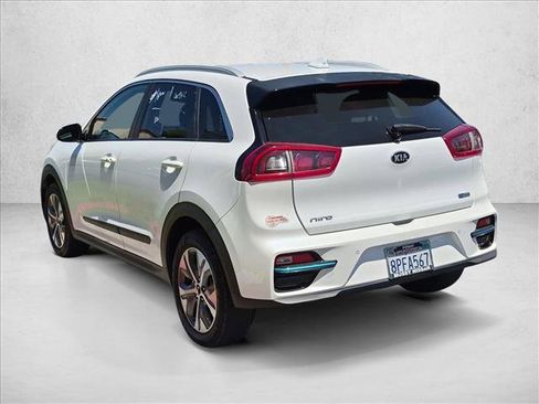 Used 2019 Kia Niro EX Premium FWD image 8