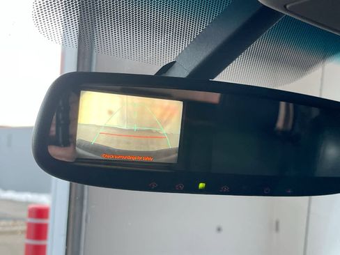 Used 2013 Toyota Tundra Platinum image 17