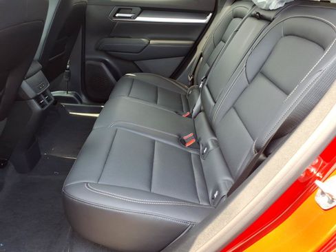 New 2026 GMC Terrain Elevation w/ Elevation Premium Package AWD/4WD image 10