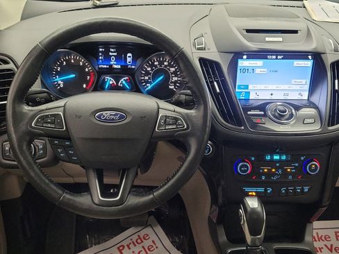 Used 2018 Ford Escape Titanium FWD image 22