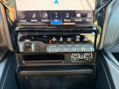Used 2024 RAM 1500 Limited AWD/4WD image 31