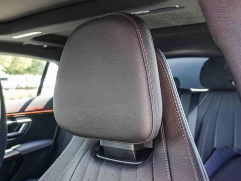 New 2022 Mercedes-Benz EQS 580 4MATIC Sedan image 24