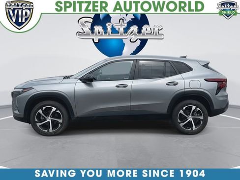 Used 2024 Chevrolet Trax RS FWD image 6