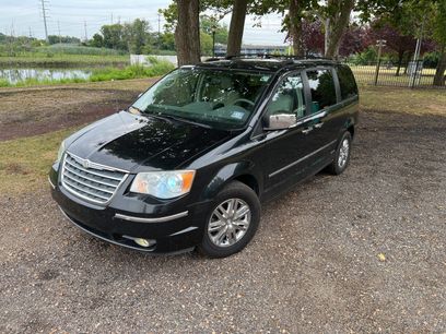 Used 2008 Chrysler Town & Country Limited w/ Entertainment Group #3