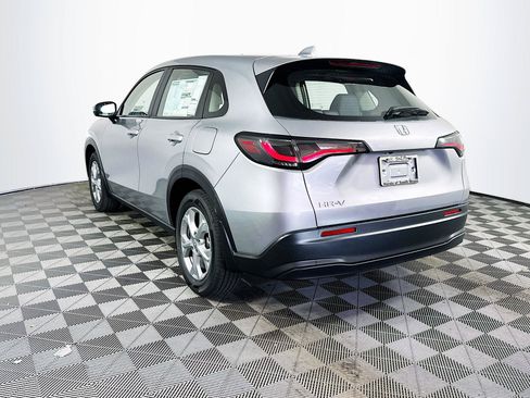 Certified 2025 Honda HR-V LX image 4