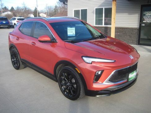 Used 2024 Buick Encore GX Sport Touring w/ Experience Buick Package image 2