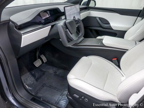 Used 2023 Tesla Model X Plaid AWD/4WD image 14