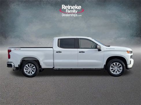 Used 2022 Chevrolet Silverado 1500 Custom w/ Safety Confidence Package image 4