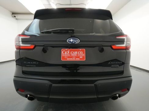 Used 2023 Subaru Ascent Onyx Edition image 8