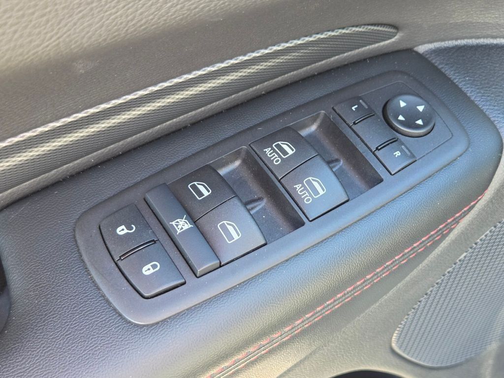 Used 2026 Dodge Durango GT w/ Blacktop Package AWD/4WD image 25
