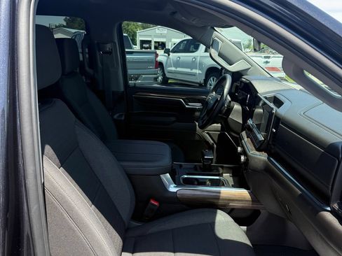Used 2023 Chevrolet Silverado 1500 LT AWD/4WD image 49