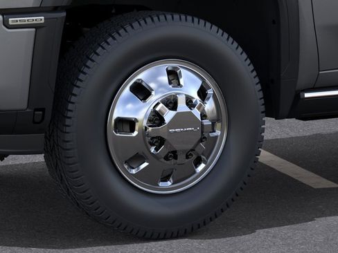 New 2026 GMC Sierra 3500 Denali Ultimate AWD/4WD image 9