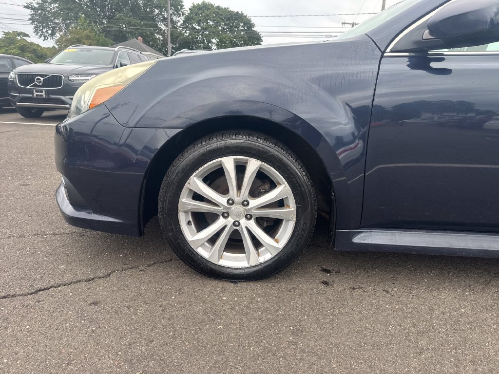 Used 2013 Subaru Legacy 2.5i Limited AWD/4WD image 28