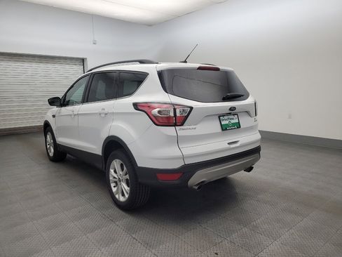 Used 2018 Ford Escape SE FWD image 5