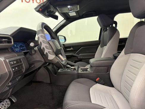 Used 2025 Toyota Tacoma TRD Sport AWD/4WD image 14