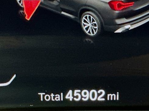 Used 2024 BMW X3 sDrive30i image 19