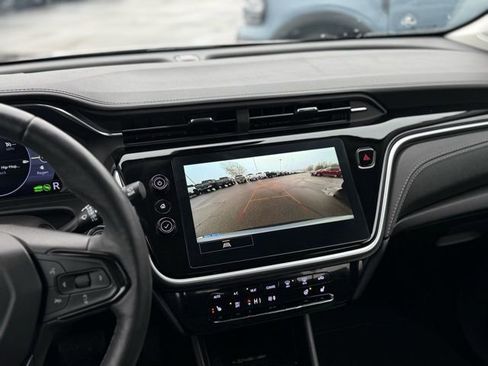 Used 2023 Chevrolet Bolt EUV LT w/ Comfort Package image 3