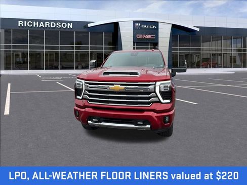 Used 2024 Chevrolet Silverado 2500 High Country w/ High Country Premium Package AWD/4WD image 4