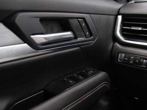 Used 2026 GMC Terrain Elevation w/ Technology Package II AWD/4WD image 12