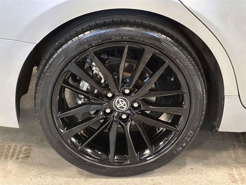 Used 2023 Toyota Camry XSE image 12