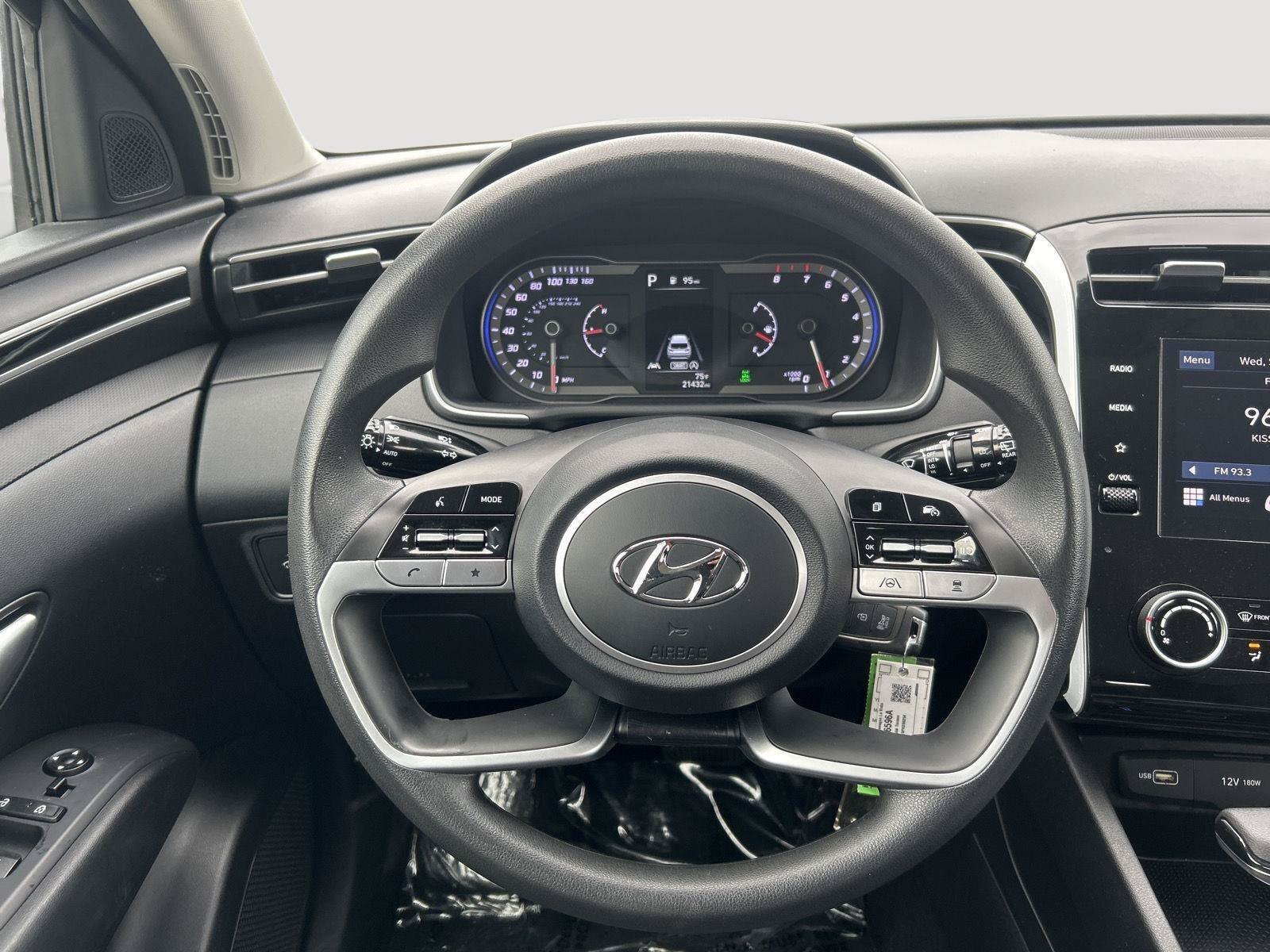 Used 2023 Hyundai Tucson SE AWD/4WD image 15