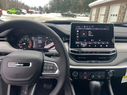 New 2026 Jeep Compass Limited image 15