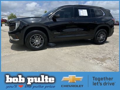 Used 2025 GMC Acadia Elevation