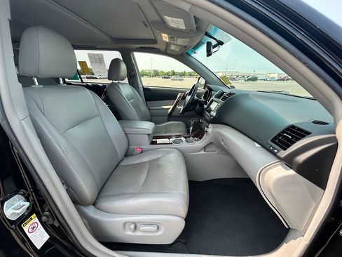 Used 2012 Toyota Highlander Limited AWD/4WD image 13