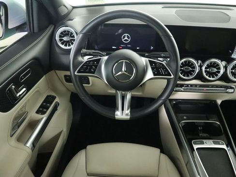 Certified 2025 Mercedes-Benz GLB 250 GLB 250 image 10