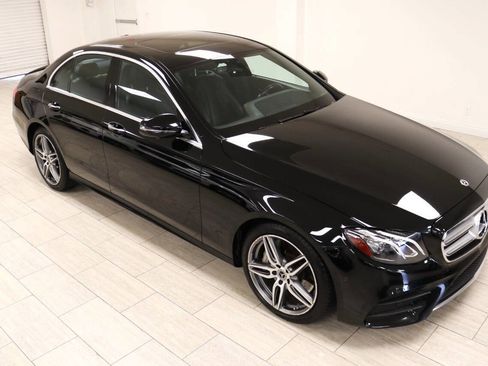 Used 2020 Mercedes-Benz E 350 Sedan image 90