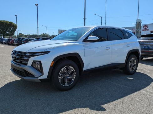New 2026 Hyundai Tucson Blue SE AWD/4WD image 9