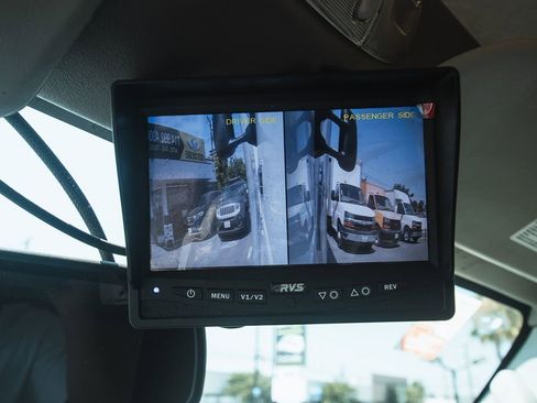 Used 2019 Ford E-350 and Econoline 350 Super Duty image 13