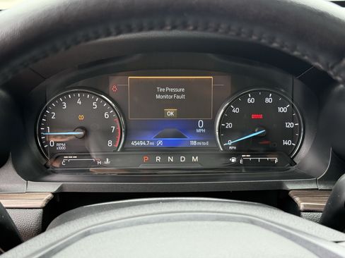 Used 2020 Ford Explorer Limited RWD image 18