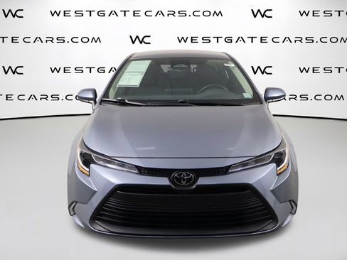 Used 2025 Toyota Corolla LE w/ Convenience Package FWD image 2