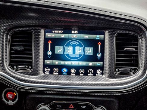 Used 2019 Dodge Charger SRT Hellcat w/ Navigation & Travel Group image 17