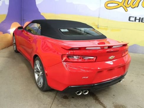 Used 2017 Chevrolet Camaro LT RWD image 6