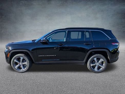 New 2026 Jeep Grand Cherokee Limited AWD/4WD image 7