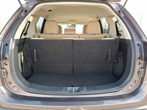 Used 2017 Mitsubishi Outlander SEL image 28