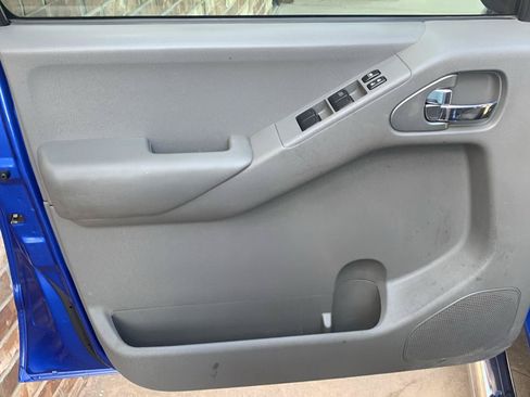 Used 2012 Nissan Frontier SV RWD image 22
