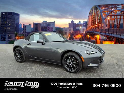 Used 2025 MAZDA MX-5 Miata Grand Touring image 1
