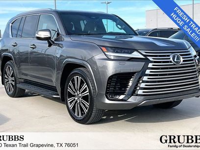 Used 2025 Lexus LX 600 4WD w/ Luxury Package
