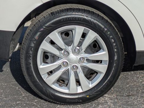 Used 2021 Kia Soul LX image 8