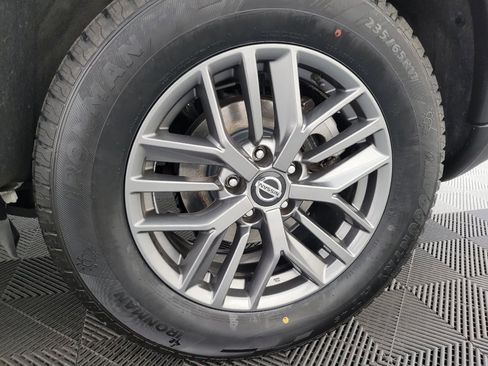 Used 2021 Nissan Rogue S FWD image 31